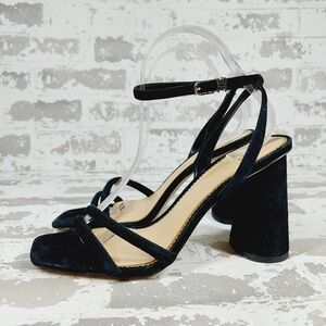 NEW Sam Edelman Kia Strappy Black Block Heel Buckle Ankle Strap Sandals M942